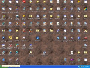 Desktop full  30 plus apps.JPG